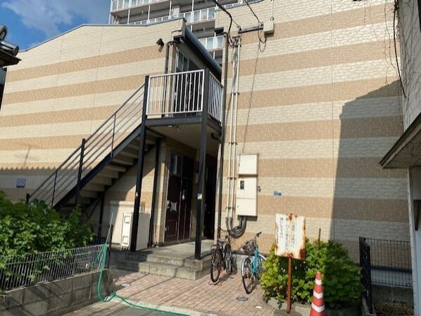 新町駅 徒歩4分 1階の物件外観写真